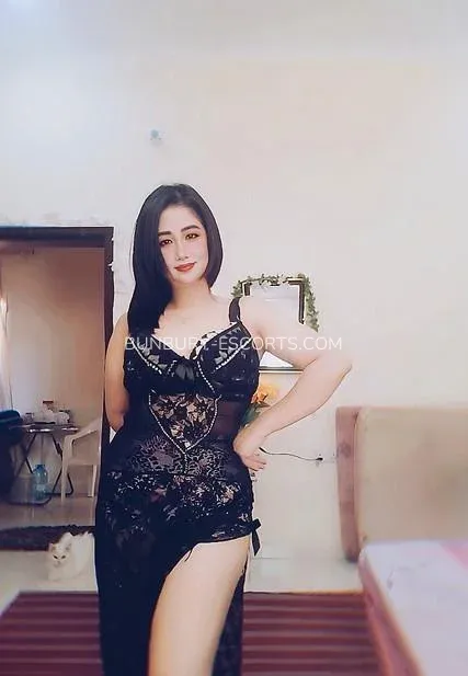 Bunbury escorts Charlotte — 3