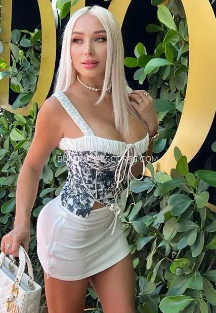 Bunbury escorts Gianna — 3