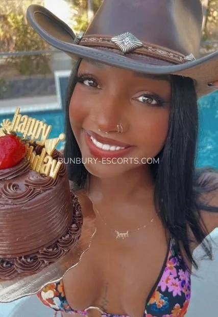 Bunbury escorts Paris — 2