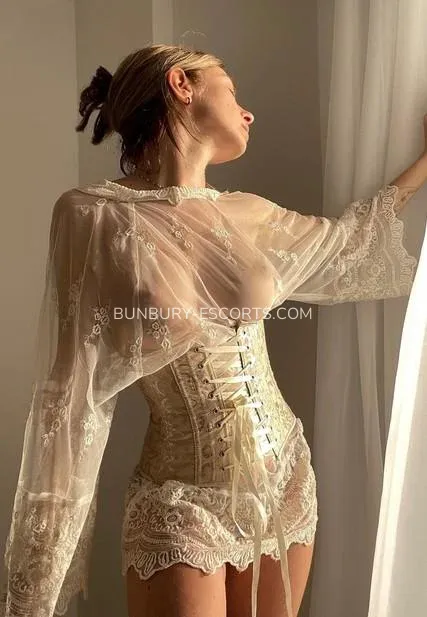 Bunbury escorts Megan — 4