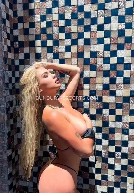 Bunbury escorts Iliane — 9