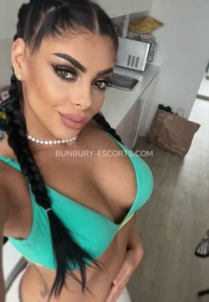Bunbury escorts Susana — 1