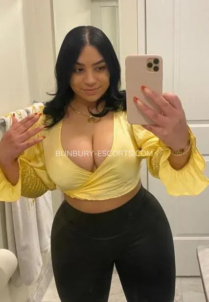 Bunbury escorts Monica — 3