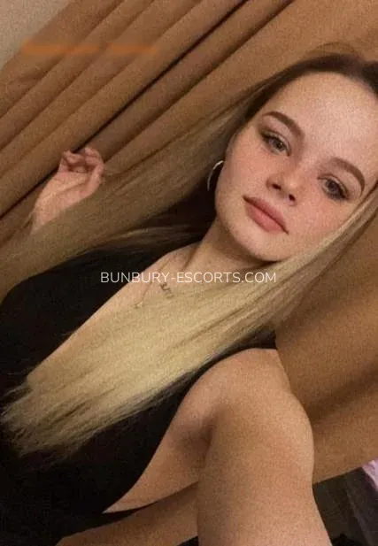 Bunbury escorts Payton — 1