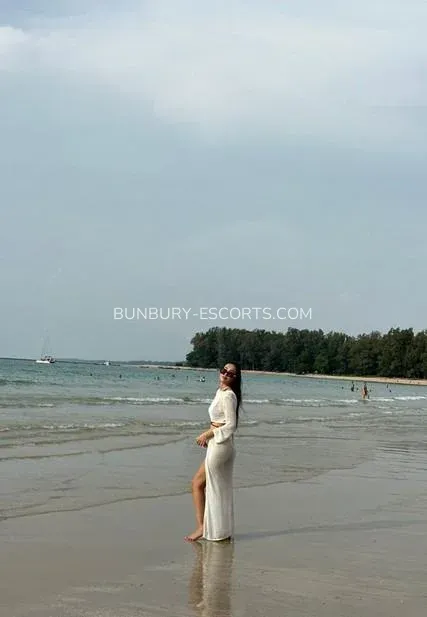 Bunbury escorts Nathalie — 6