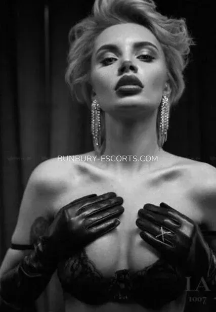 Bunbury escorts Matilda — 3