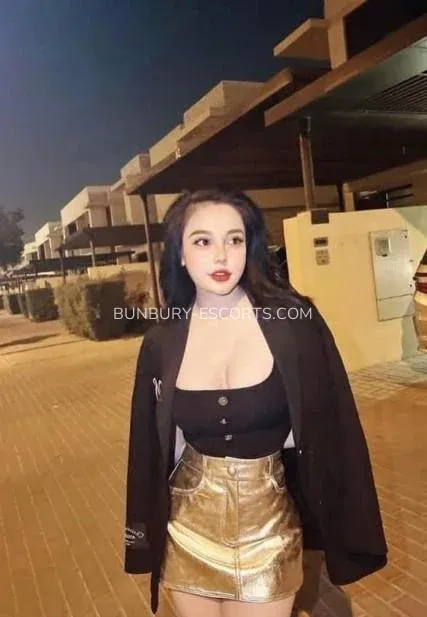 Bunbury escorts Ingegerd — 5