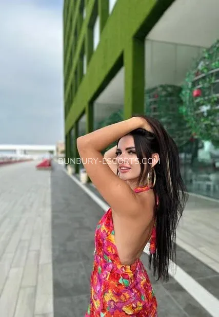 Bunbury escorts Astrid — 3