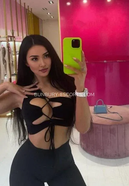Bunbury escorts Ariana — 3
