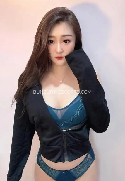 Bunbury escorts Dakota — 4