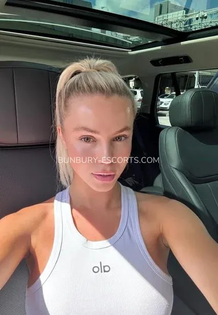 Bunbury escorts Amelia — 1