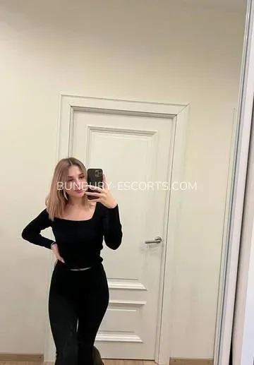 Bunbury escorts Alexia — 1