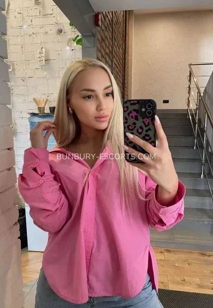 Bunbury escorts Katherine — 3