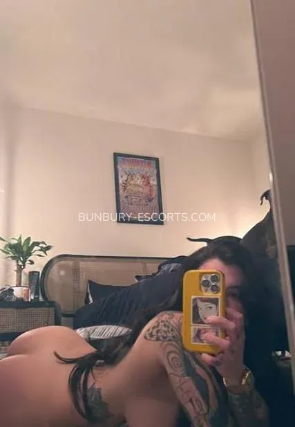 Bunbury escorts Adriana — 1
