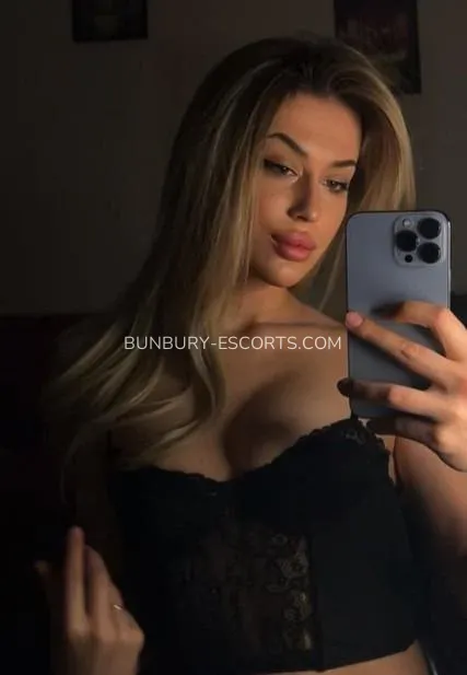 Bunbury escorts Avery — 4