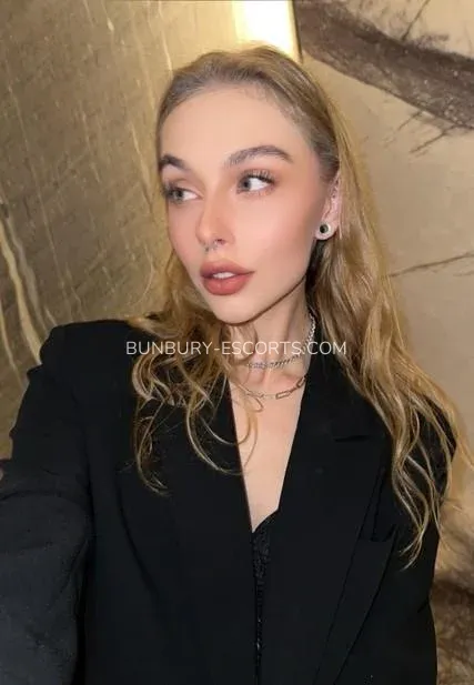 Bunbury escorts Sierra — 8