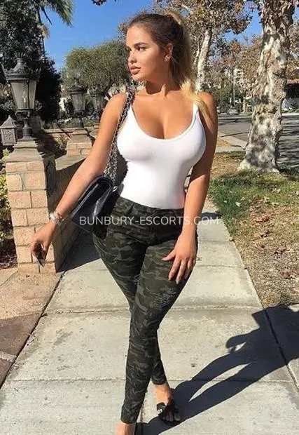 Bunbury escorts Elizabeth — 2