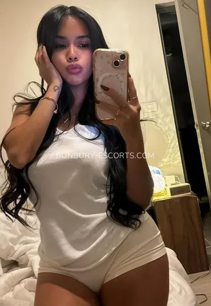 Bunbury escorts Natacha — 1