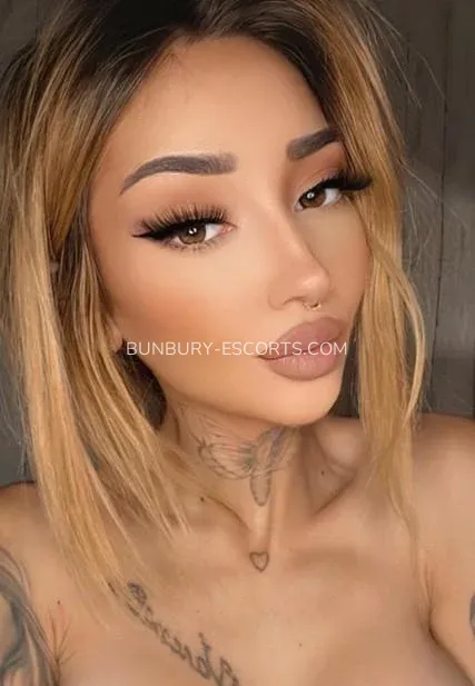 Bunbury escorts Flora — 5