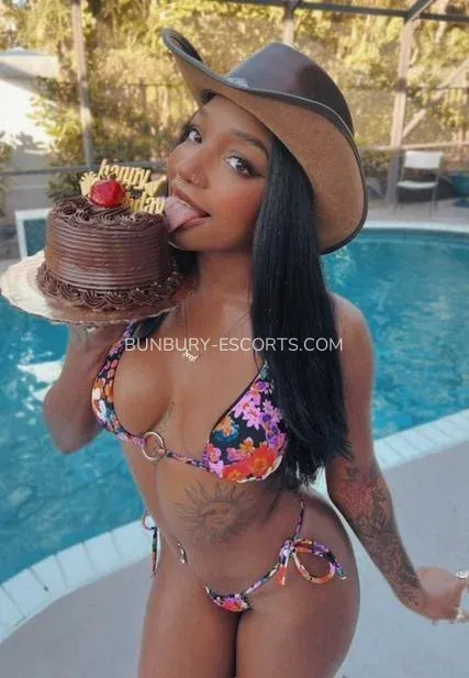 Bunbury escorts Paris — 5