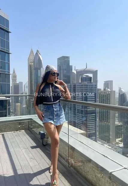 Bunbury escorts Carina — 3