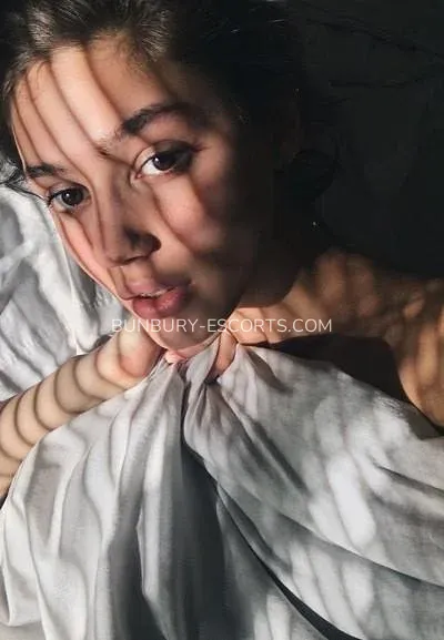 Bunbury escorts Yvonne — 5