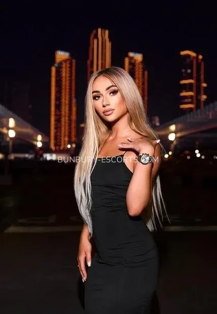 Bunbury escorts Kyra — 3