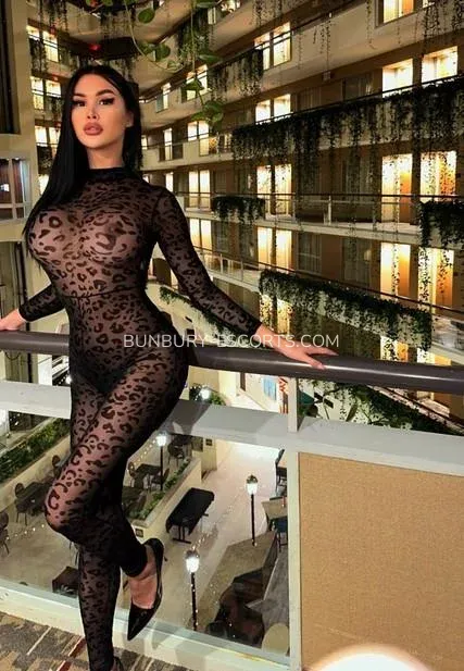 Bunbury escorts Ingeborg — 6