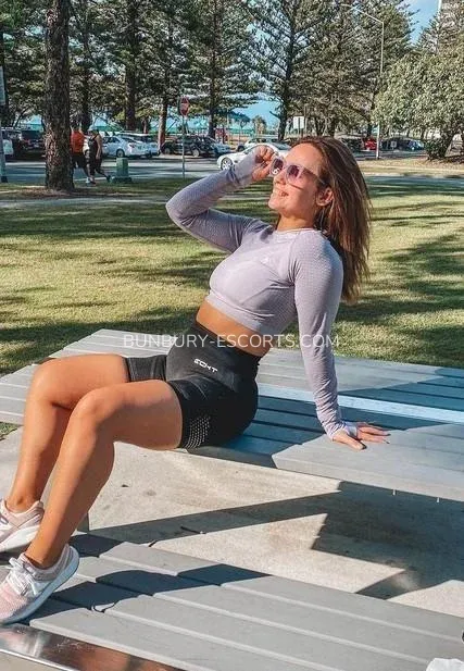 Bunbury escorts Mona — 1