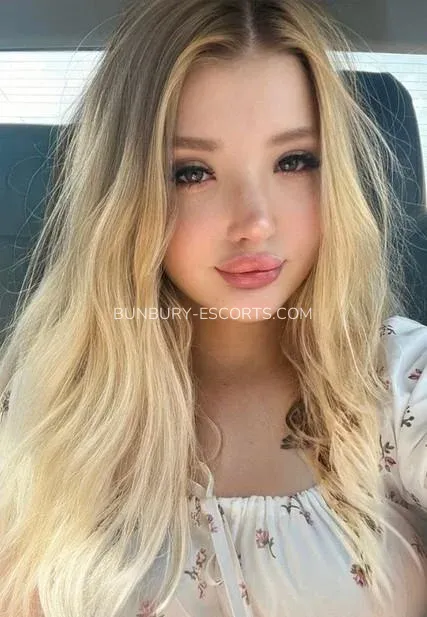 Bunbury escorts Kelly — 5