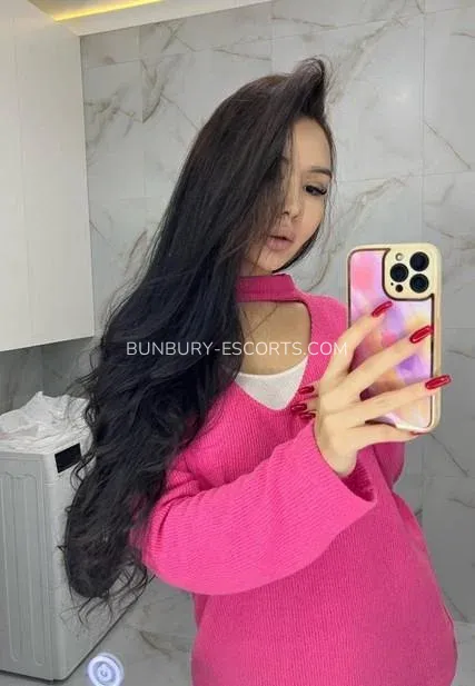 Bunbury escorts Emma — 4