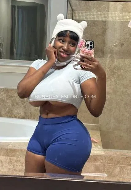 Bunbury escorts Eva — 9