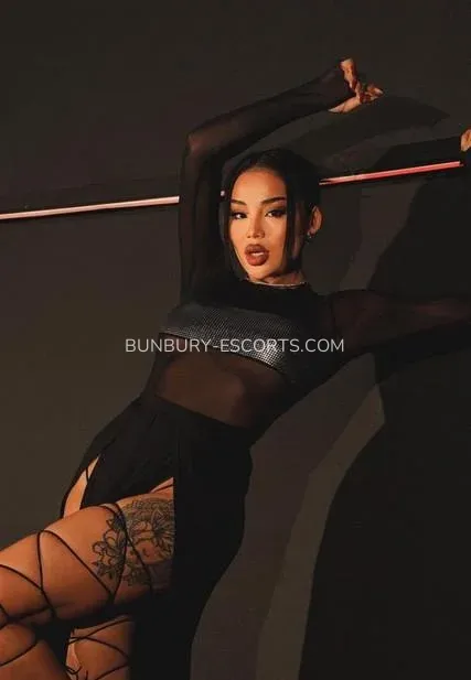 Bunbury escorts Kira — 5