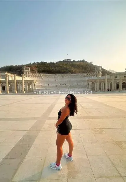 Bunbury escorts Susanne — 5