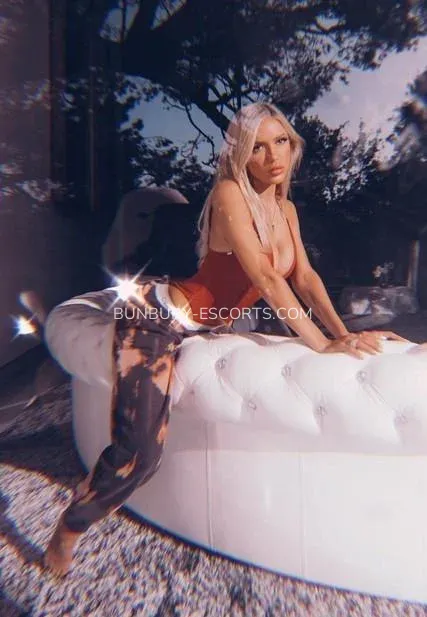 Bunbury escorts Ellen — 1