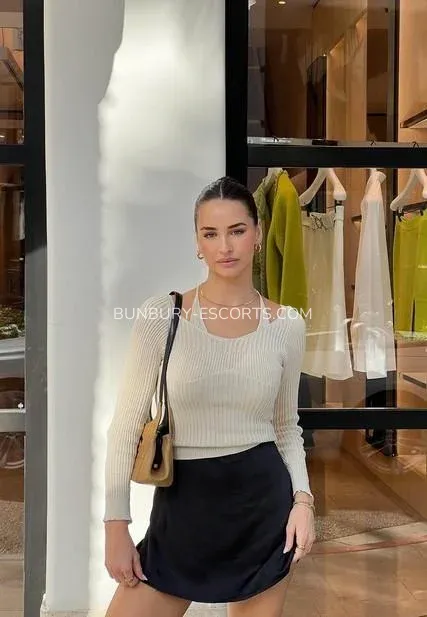 Bunbury escorts Jocelyn — 3