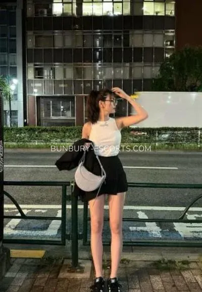 Bunbury escorts Maj — 3