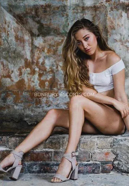 Bunbury escorts Egle — 7