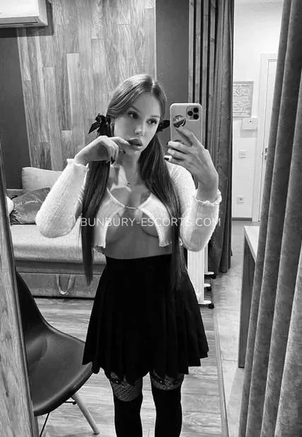 Bunbury escorts Marie — 1