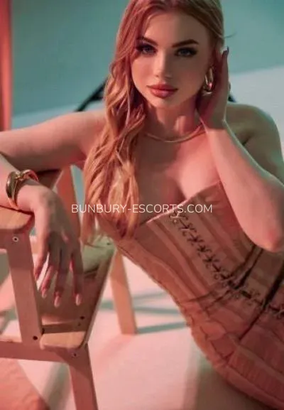 Bunbury escorts Emilia — 10