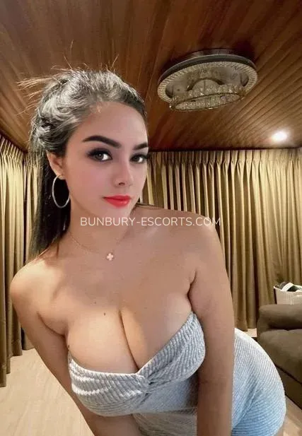 Bunbury escorts Ellie — 3