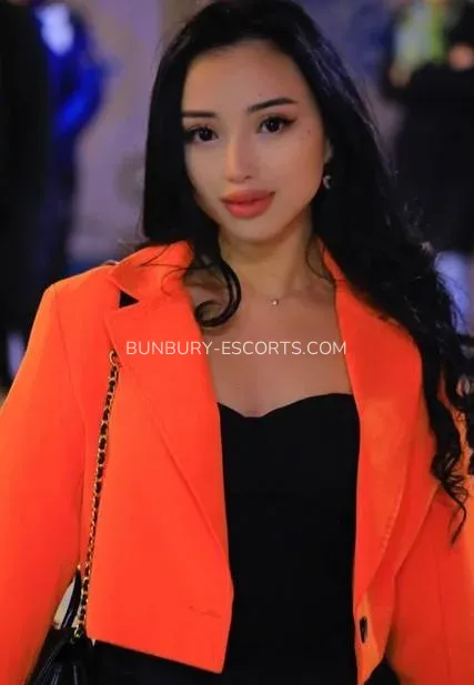 Bunbury escorts Mallory — 5