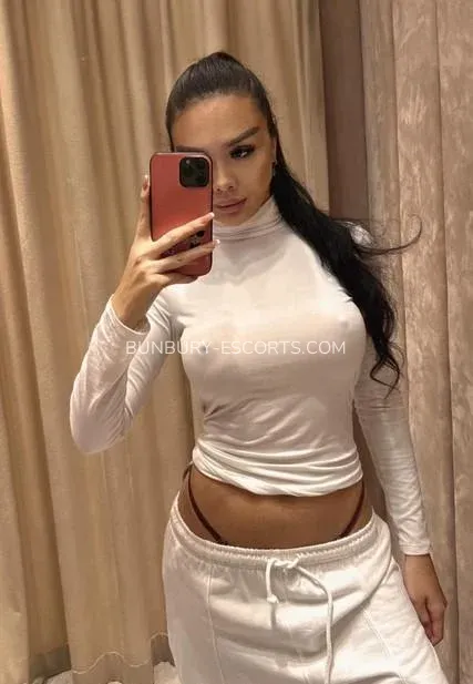 Bunbury escorts Emma — 3