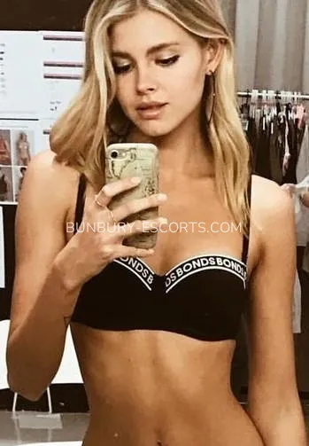 Bunbury escorts Amalia — 2