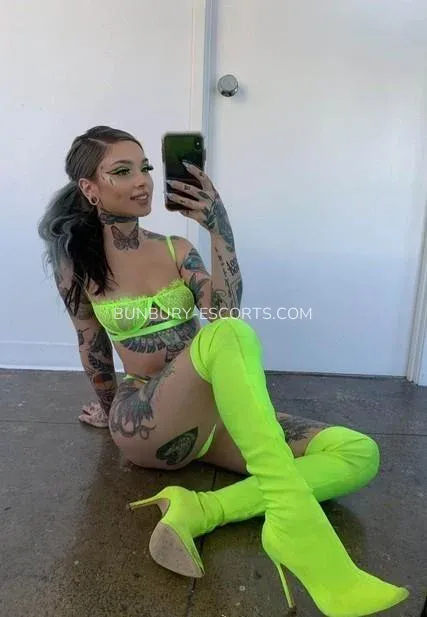 Bunbury escorts Clio — 7