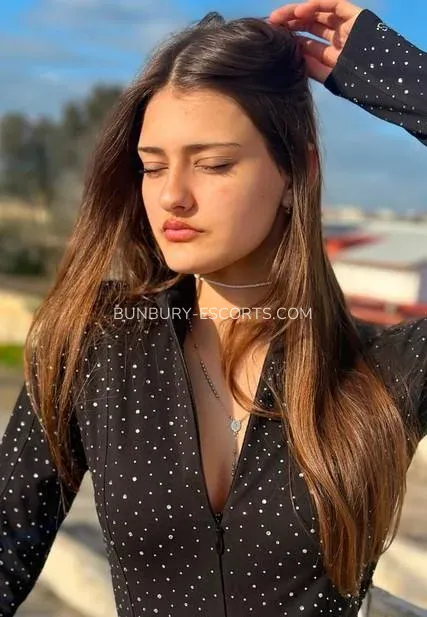Bunbury escorts Alice — 4