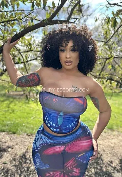 Bunbury escorts Miranda — 1