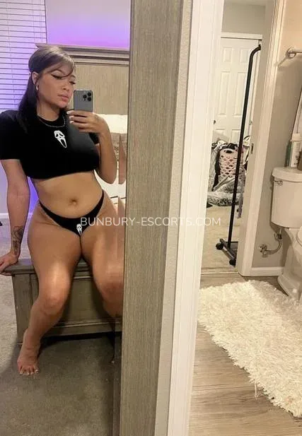 Bunbury escorts Erika — 1