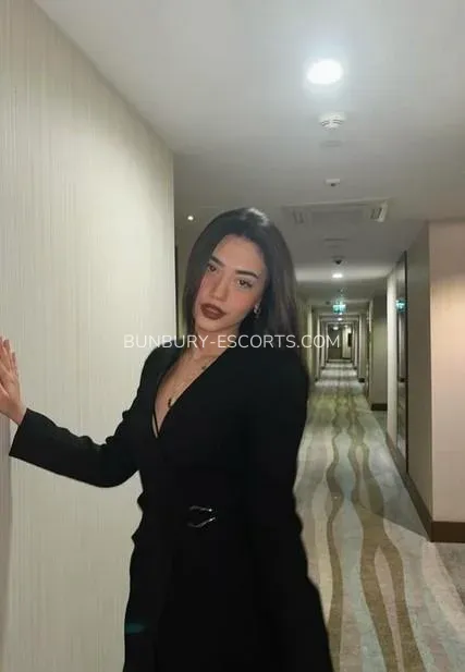 Bunbury escorts Erika — 3