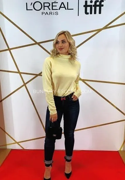 Bunbury escorts Caroline — 4